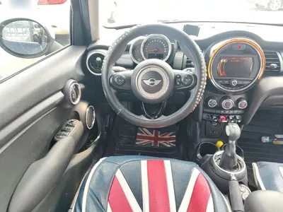 MINI MINI 2016, 115500 км, за 6076.99 USD