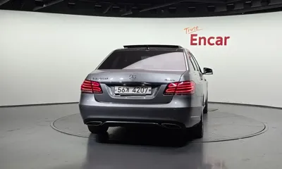 Mercedes-Benz E-Class 2014, 240409 км, за 5722.18 USD