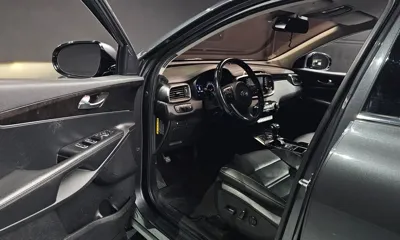 Kia Sorento 2015, 57069 км, за 9572.18 USD - фото 10