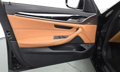 BMW 5-Series 2020, 31367 км, за 18558.3 USD - фото 24