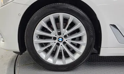 BMW 5-Series 2019, 110862 км, за 16807.83 USD