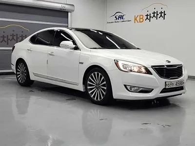 Kia K7 2010, 177982 км, за 2560.06 USD