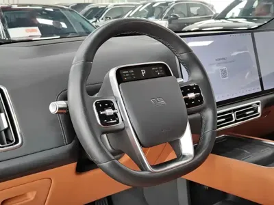 Li Auto Li L7 2023, 85000 км, за 16597.68 USD