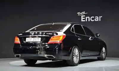 Hyundai Equus 2015, 239233 км, за 4955.4 USD