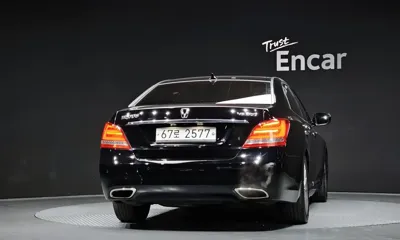 Hyundai Equus 2015, 239233 км, за 4955.4 USD