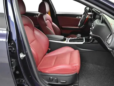 Kia Stinger 2020, 72214 км, за 12493.4 USD - фото 10