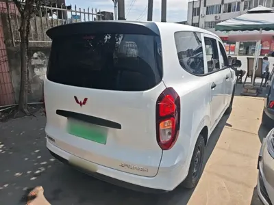 Wuling Hongguang EV 2024, 24600 км, за 7864.9 USD