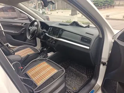 Skoda Kamiq 2019, 43300 км, за 6768.56 USD - фото 21