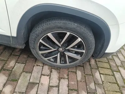 Skoda Kamiq 2019, 43300 км, за 6768.56 USD - фото 26