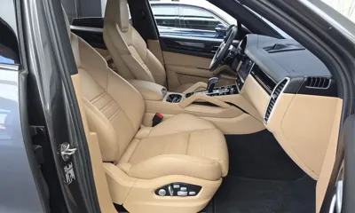 Porsche Cayenne 2019, 49048 км, за 44817.59 USD - фото 11
