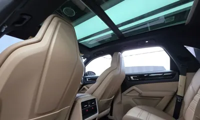 Porsche Cayenne 2019, 49048 км, за 44817.59 USD - фото 18