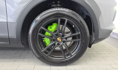 Porsche Cayenne 2019, 49048 км, за 44817.59 USD - фото 21
