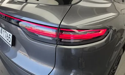 Porsche Cayenne 2019, 49048 км, за 44817.59 USD - фото 23