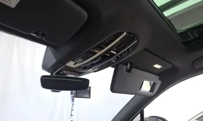 Porsche Cayenne 2019, 49048 км, за 44817.59 USD - фото 28