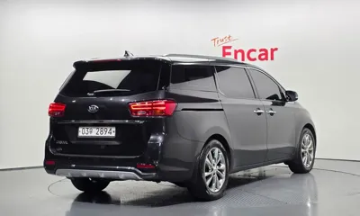 Kia Canival 2019, 66852 км, за 10994.02 USD