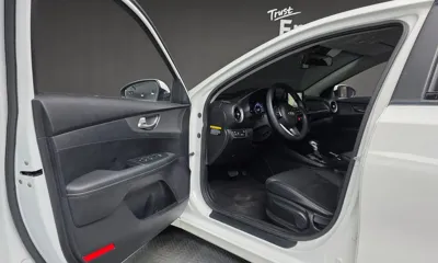Kia K3 2019, 88296 км, за 8008.4 USD - фото 10