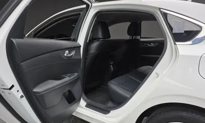 Kia K3 2019, 88296 км, за 8008.4 USD - фото 16