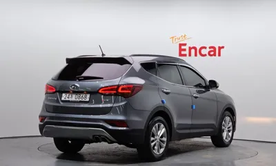 Hyundai Santafe 2016, 89902 км, за 8126.86 USD