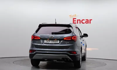 Hyundai Santafe 2016, 89902 км, за 8126.86 USD