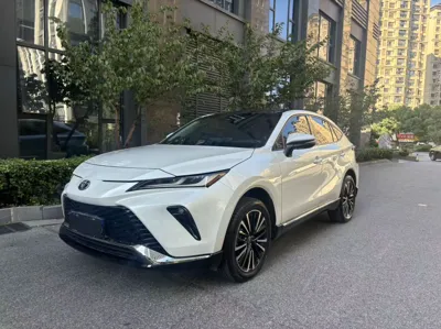 Toyota Venza · 2022 год