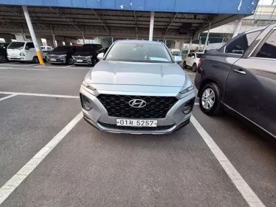 Hyundai Santafe · 2019 год