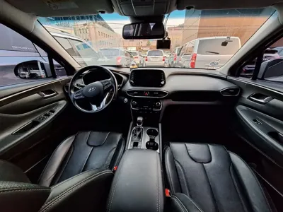 Hyundai Santafe 2019, 90000 км, за 9706.85 USD