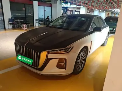 Hongqi Hongqi H5 2024, 21000 км, за 14992.01 USD