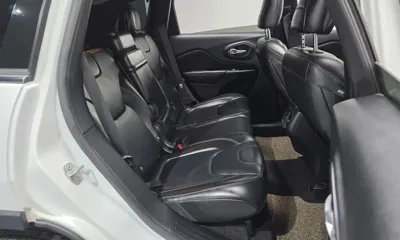 Jeep Cherokee 2016, 105053 км, за 4820.85 USD - фото 12