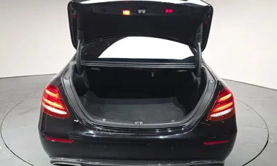 Mercedes-Benz E-Class 2018, 104016 км, за 14769.59 USD - фото 20
