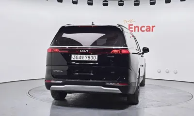 Kia Canival 2023, 99781 км, за 14113.17 USD