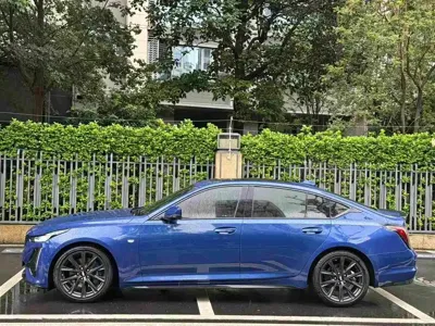 Cadillac CT5 2020, 100000 км, за 15273.39 USD