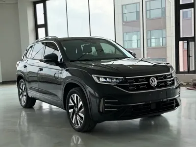 Volkswagen Tayron 2022, 47000 км, за 16921.39 USD
