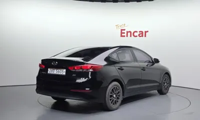 Hyundai Avante 2016, 132784 км, за 4923.2 USD