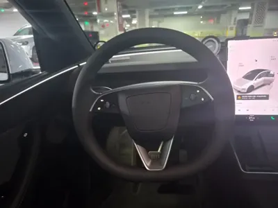 Tesla Model Y 2026, 500 км, за 22827.37 USD - фото 11