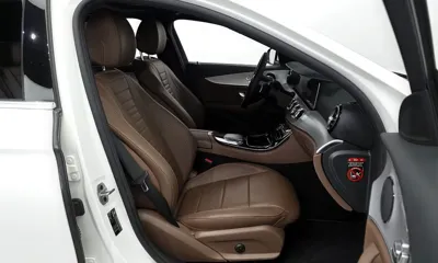 Mercedes-Benz E-Class 2021, 29506 км, за 24050.21 USD - фото 11