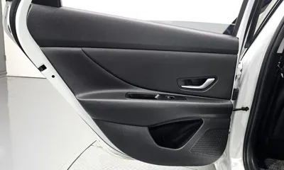 Hyundai Avante 2023, 136144 км, за 9518.18 USD - фото 25