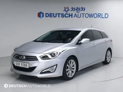 Hyundai i40 2012, 138919 км, за 2593.77 USD