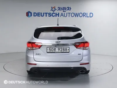 Hyundai i40 2012, 138919 км, за 2593.77 USD