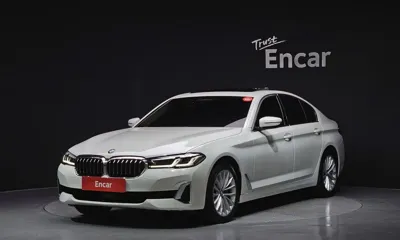 BMW 5-Series · 2021 год