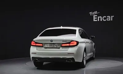 BMW 5-Series 2021, 48227 км, за 28179.18 USD