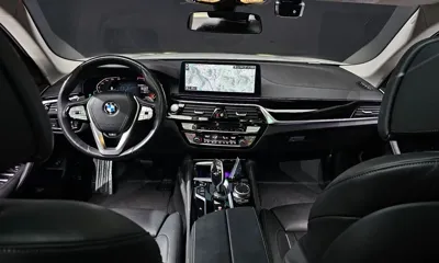 BMW 5-Series 2021, 48227 км, за 28179.18 USD - фото 7