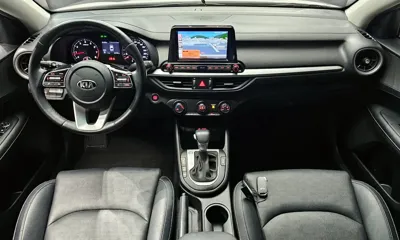 Kia K3 2019, 44106 км, за 7730.43 USD - фото 7