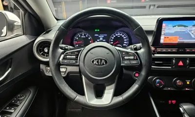 Kia K3 2019, 44106 км, за 7730.43 USD - фото 13