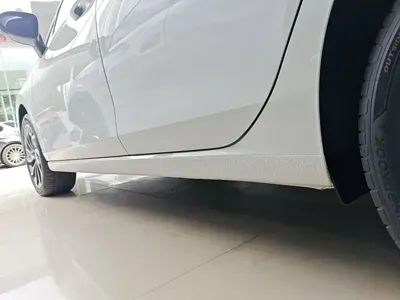 Volkswagen Golf 2024, 3700 км, за 14645.57 USD - фото 22