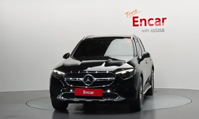 Mercedes-Benz GLC-Class 2025, 18061 км, за 41634.18 USD