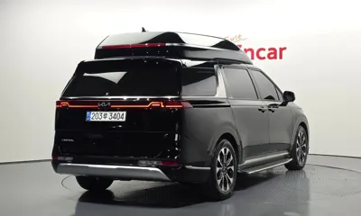 Kia Canival 2023, 111806 км, за 20283.58 USD