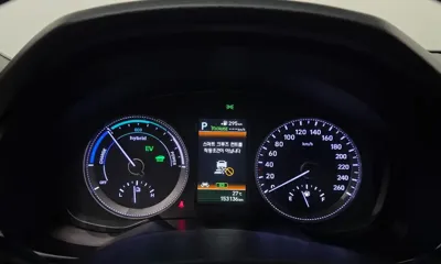 Hyundai Grandeur 2018, 153136 км, за 10863.92 USD - фото 8