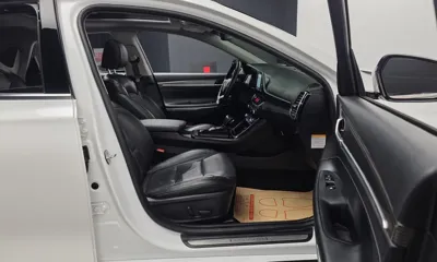 Hyundai Grandeur 2018, 153136 км, за 10863.92 USD - фото 26