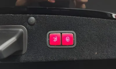 Mercedes-Benz S-Class 2018, 82389 км, за 30510.05 USD - фото 27