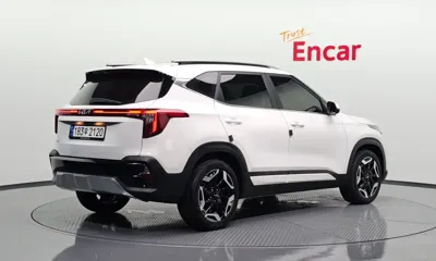 Kia Seltos 2023, 22686 км, за 16082.45 USD